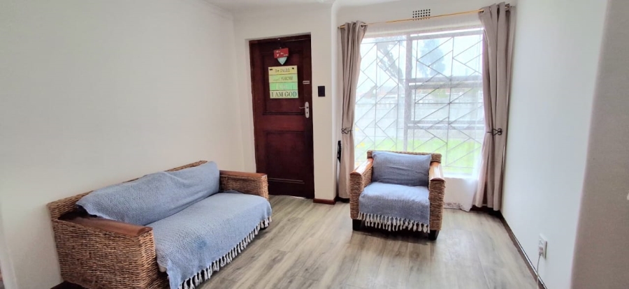 2 Bedroom Property for Sale in Heather Park Western Cape